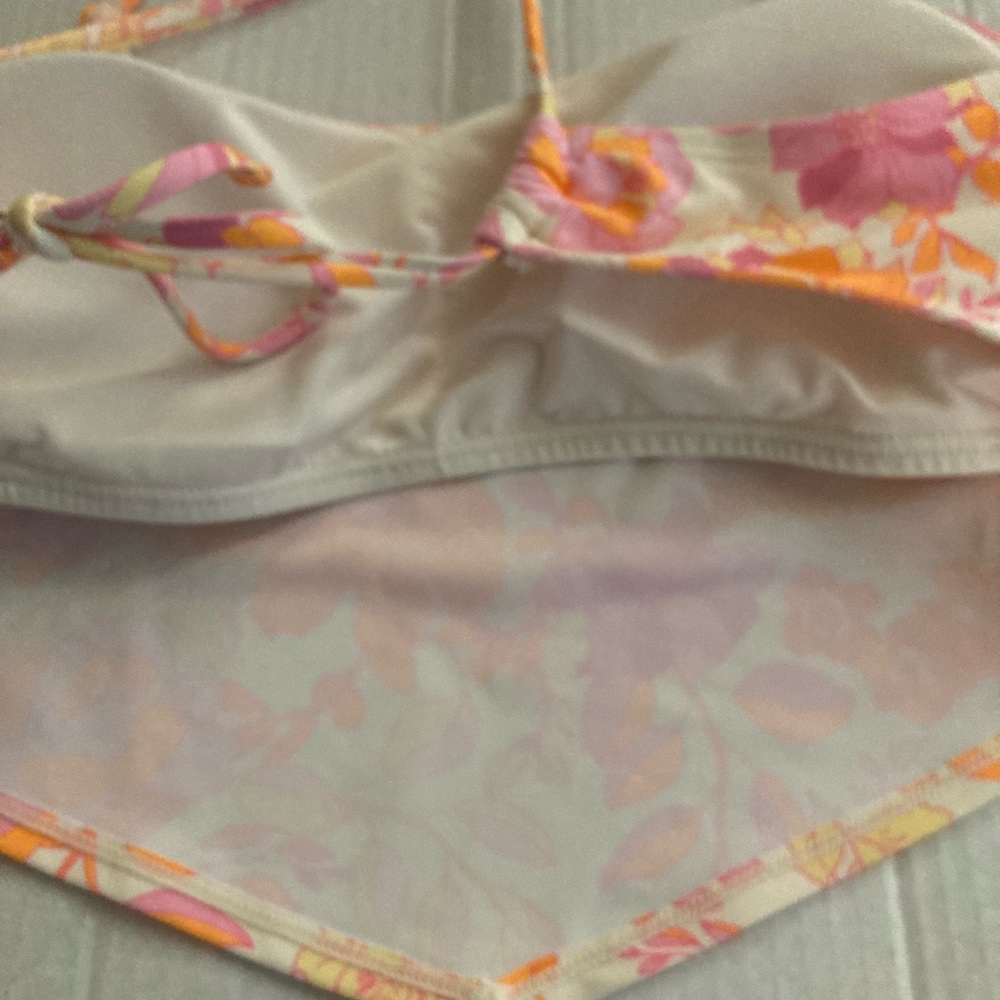 Bikini set - Picture 7 of 8